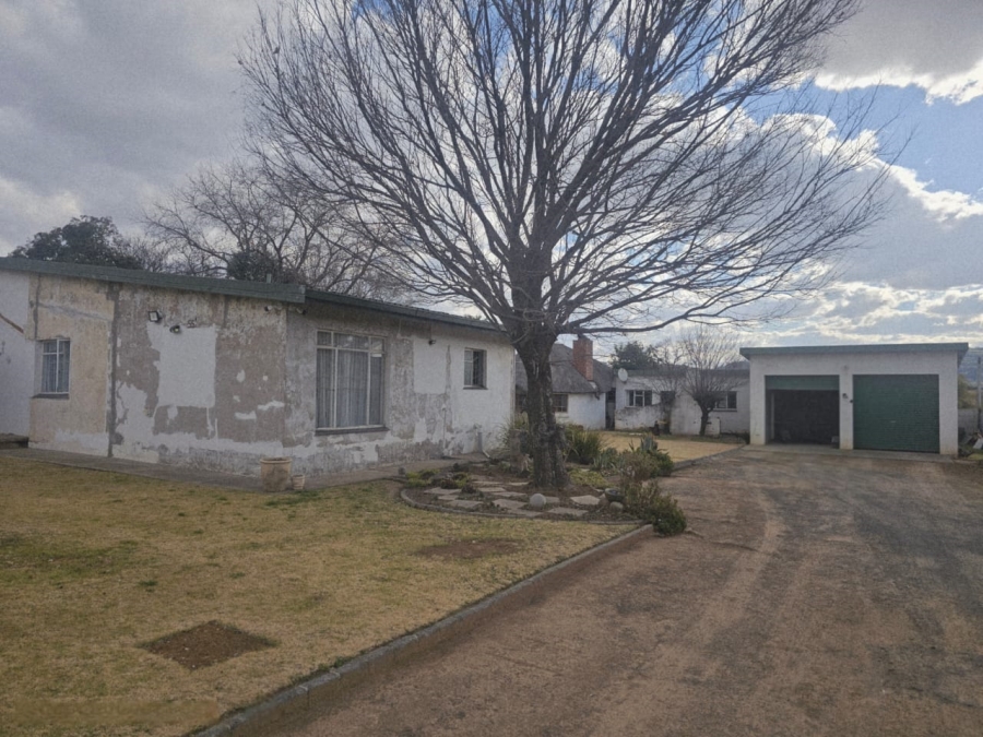 4 Bedroom Property for Sale in Ladybrand Free State